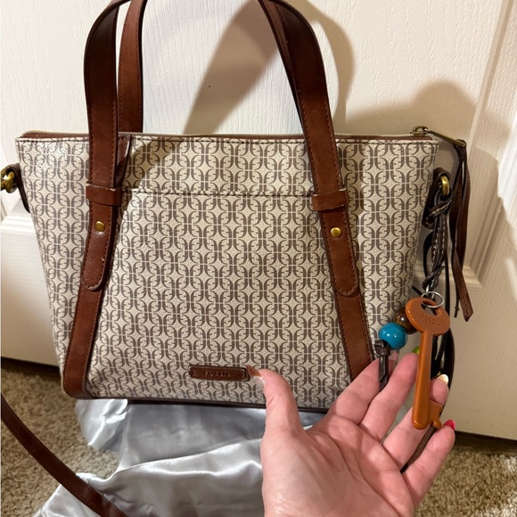 Fossil Handbags - Fossil Cream and Brown Women's Tote
